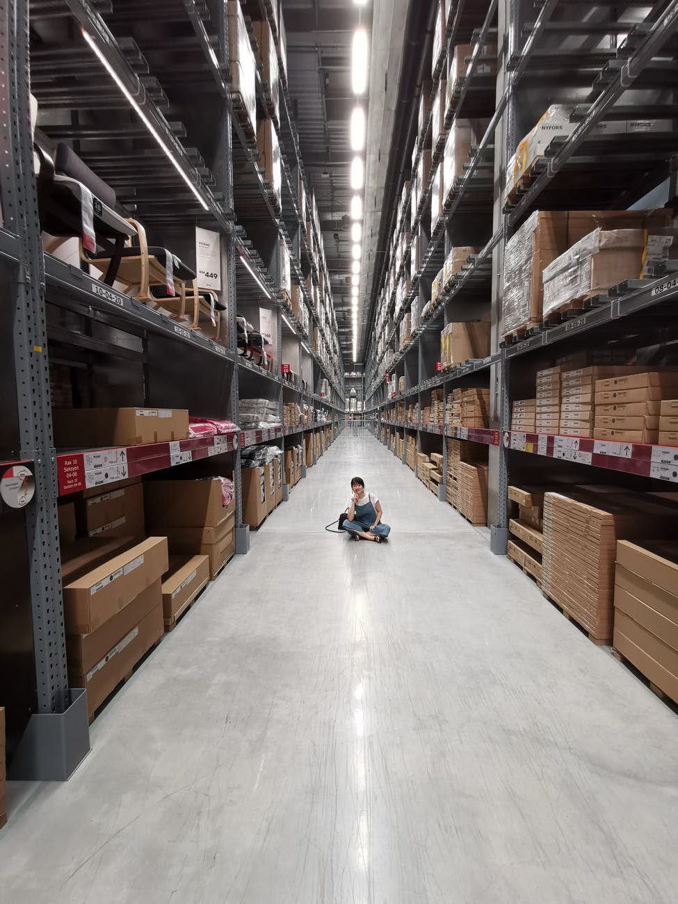 Ways Millennials Can Reinvent Warehouse Management