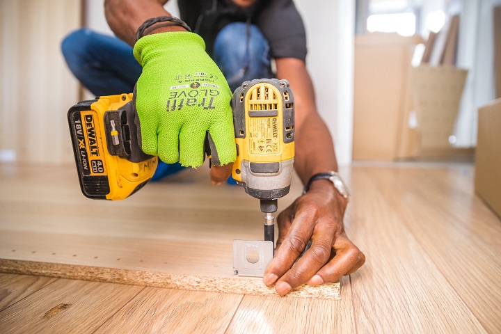How to Market Your Handyman Services to Small Business Owners