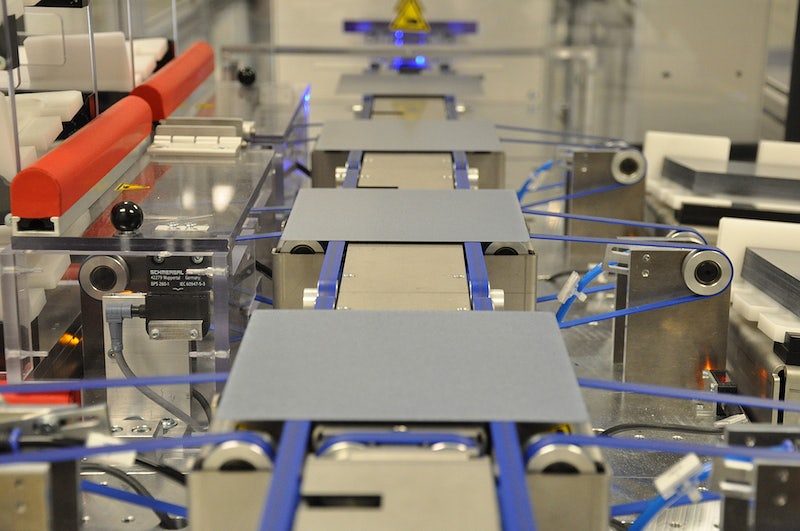 UAW and GM Reach Groundbreaking Agreement on EV Battery Manufacturing